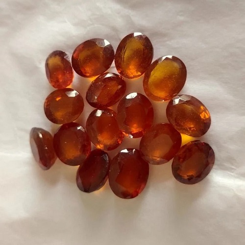 Red Gomed Gemstone (Ceylonese) - High Quality